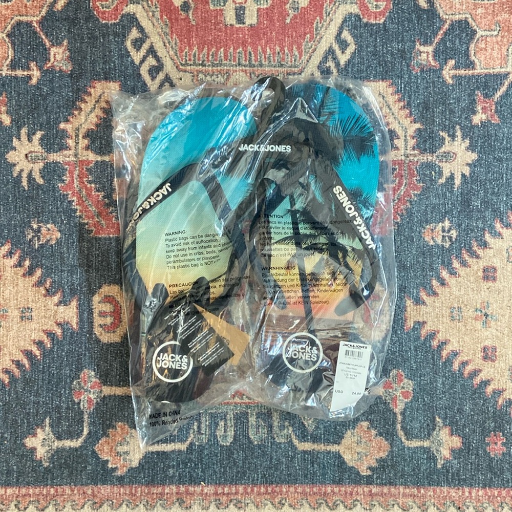 NWT Jack & Jones Tropical Flip Flops